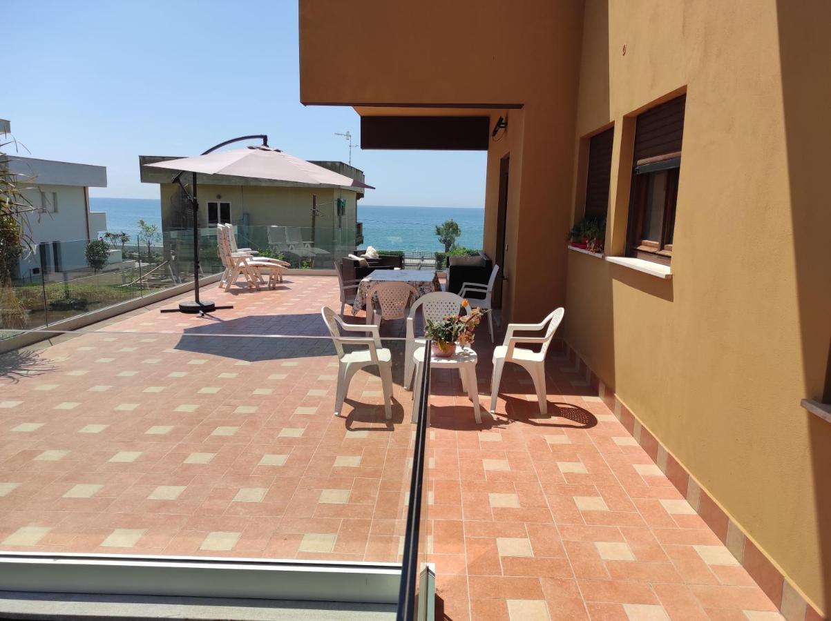 Vila Stella Di Mare Terracina Exteriér fotografie