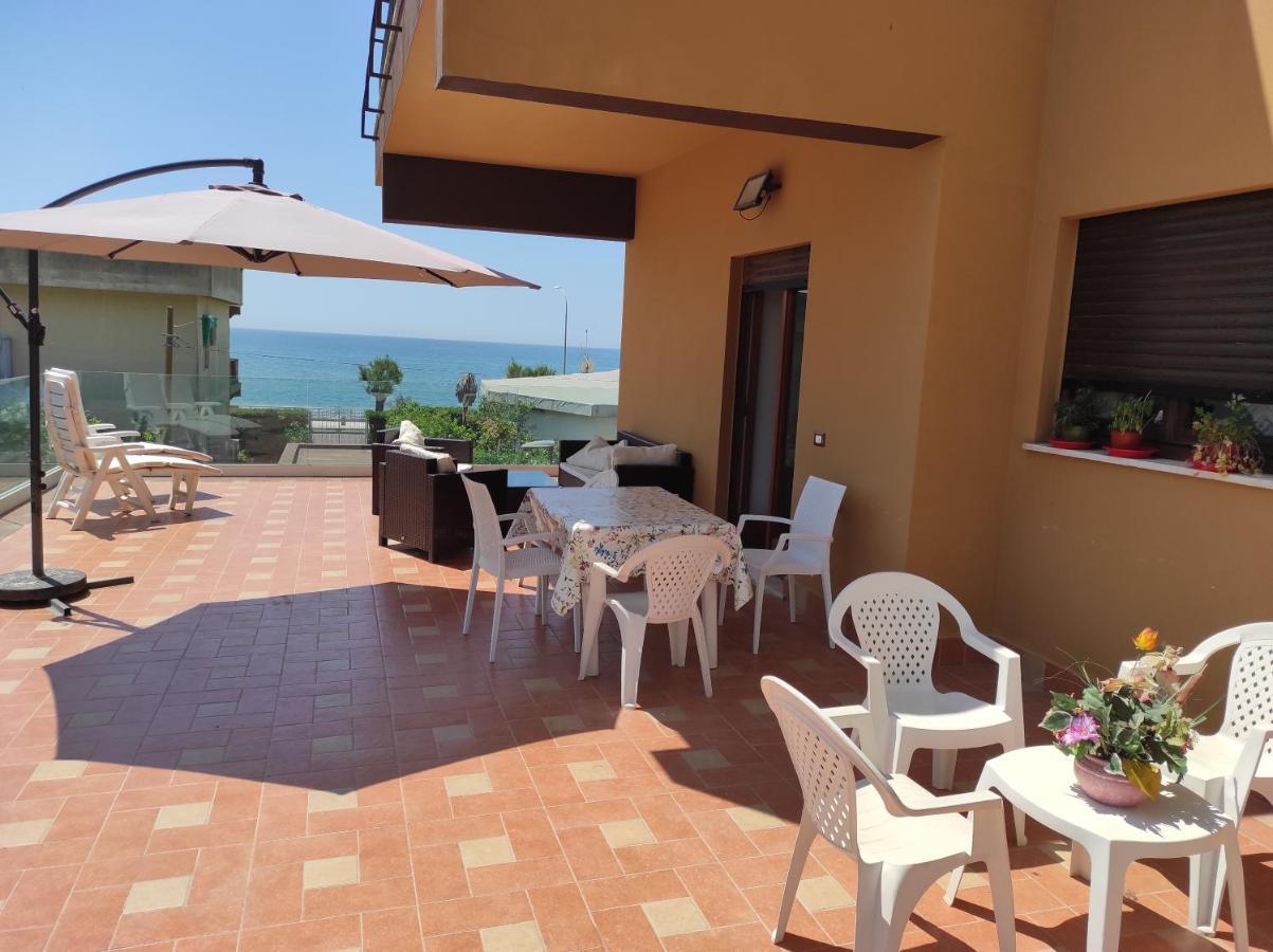 Vila Stella Di Mare Terracina Exteriér fotografie